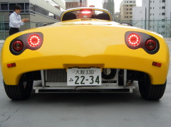 大阪産業大学の燃料電池自動車ＯＳＵＴ４